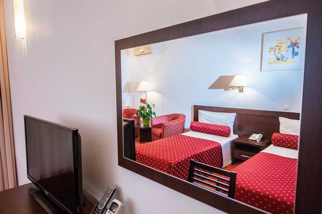 Hotel Mon Jardin Mahmudia Room photo