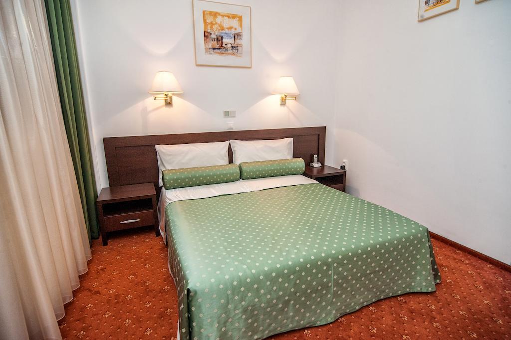 Hotel Mon Jardin Mahmudia Room photo