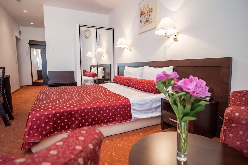 Hotel Mon Jardin Mahmudia Room photo