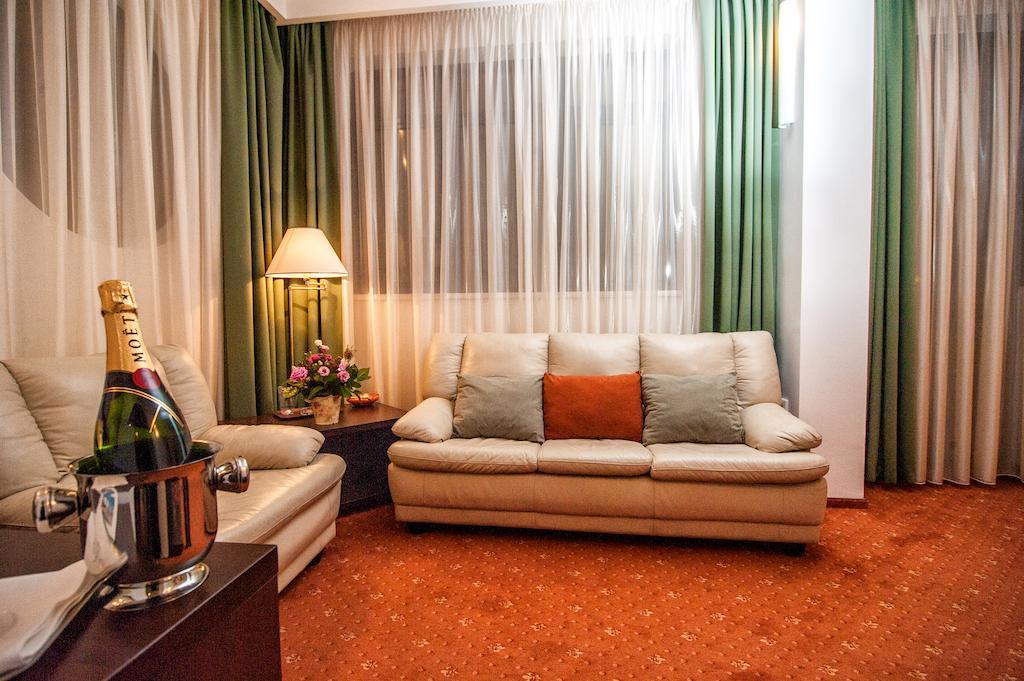 Hotel Mon Jardin Mahmudia Room photo